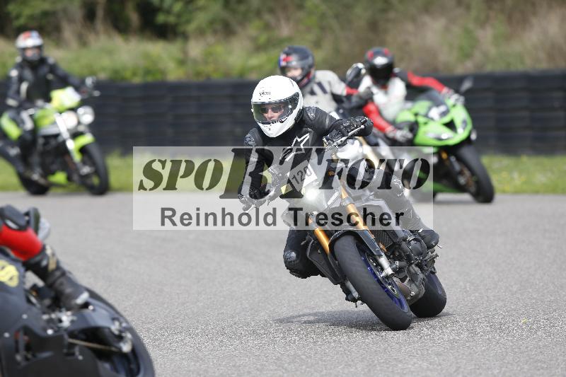 /53 16.09.2025 Track Day Domi Aegerter ADR/Gruppe gelb/120